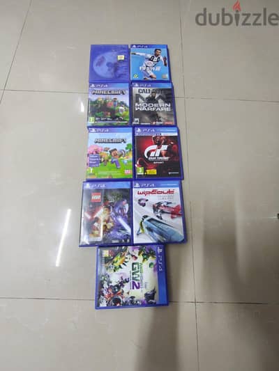 ps 4 CDs for sale in brand new condition used in very good way.