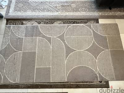 3 Carpets different sizes 3 سجادات مقاسات مختلفة
