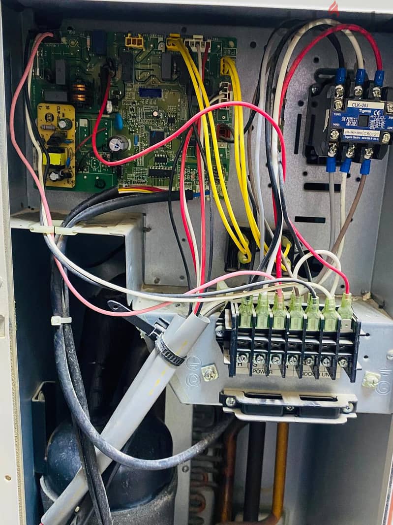 general duct Ac 4ton 8