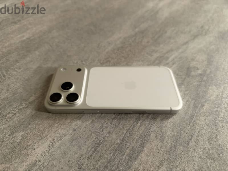 iPhone 17 Pro Max (Under warranty - Omantel) 3