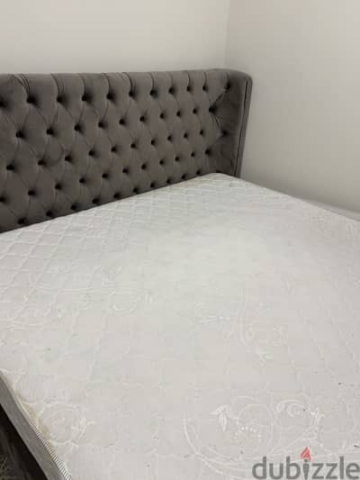 Super king bed 200x200cm with comfy mattress