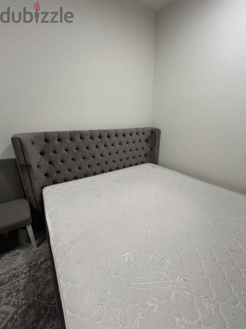 Super king bed 200x200cm with comfy mattress 3