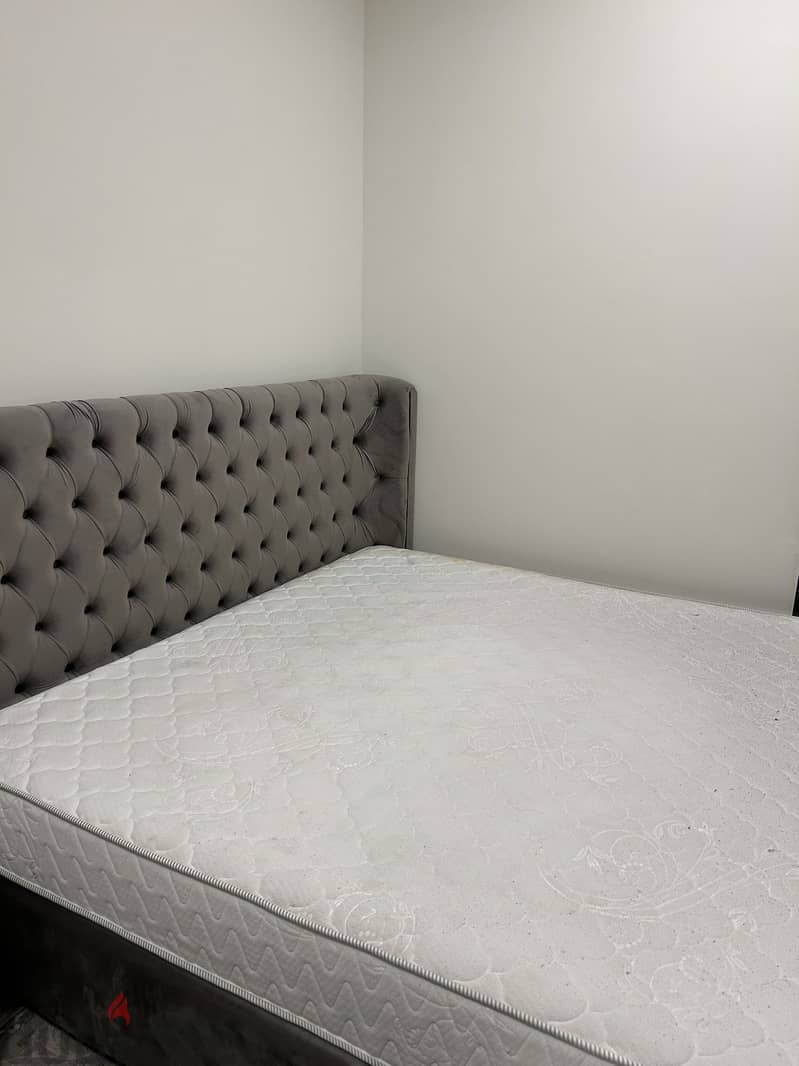 Super king bed 200x200cm with comfy mattress 4