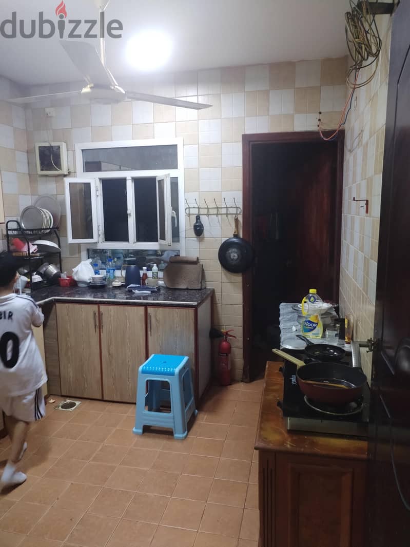 Good flat,, only for Bangladeshi family, 1