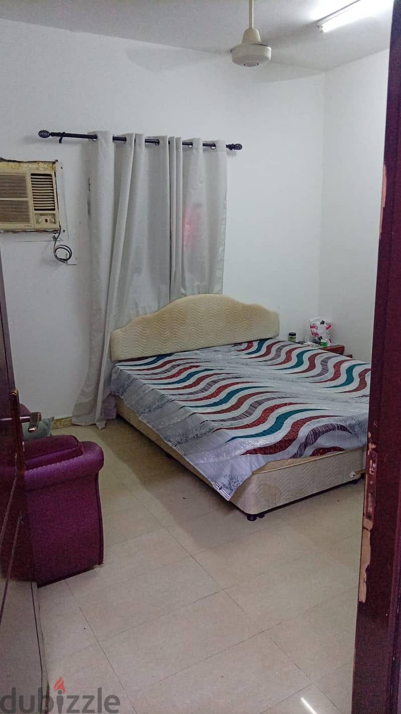 Executive Room for Rent in 2BHK Flat 2