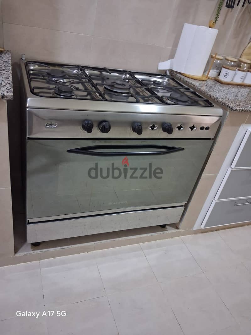 Ariston oven 3