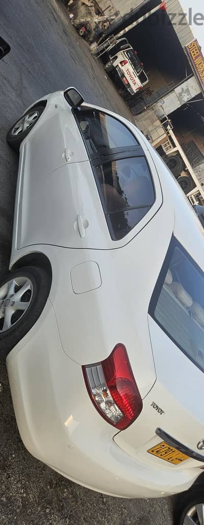 Toyota Yaris 2011