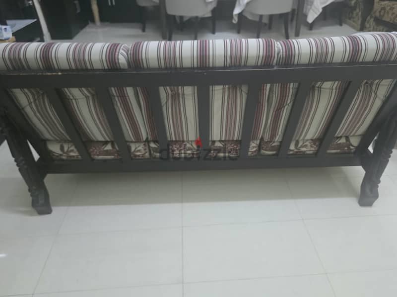 WODDEN SOFA  3 + 2+ 1+ 1 4