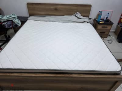 Premium King Size Mattress (Muscat Mattress) - Like New
