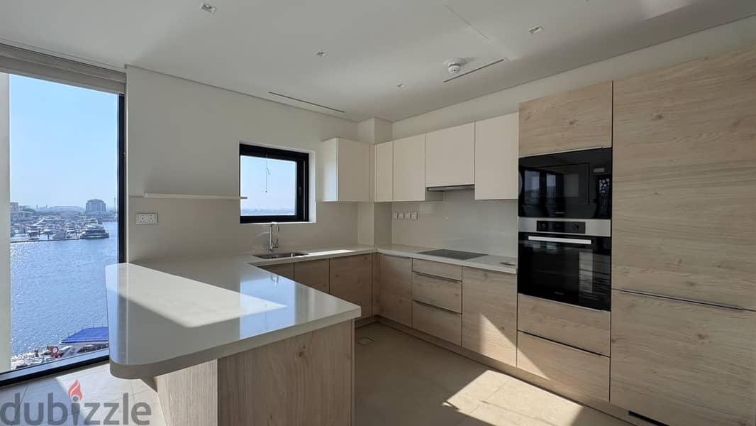 2 BR Charming Apartment for in Al Mouj with Shared Amenities 6
