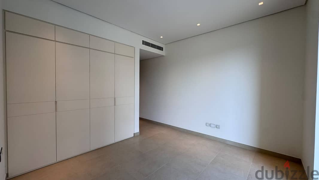2 BR Charming Apartment for in Al Mouj with Shared Amenities 11