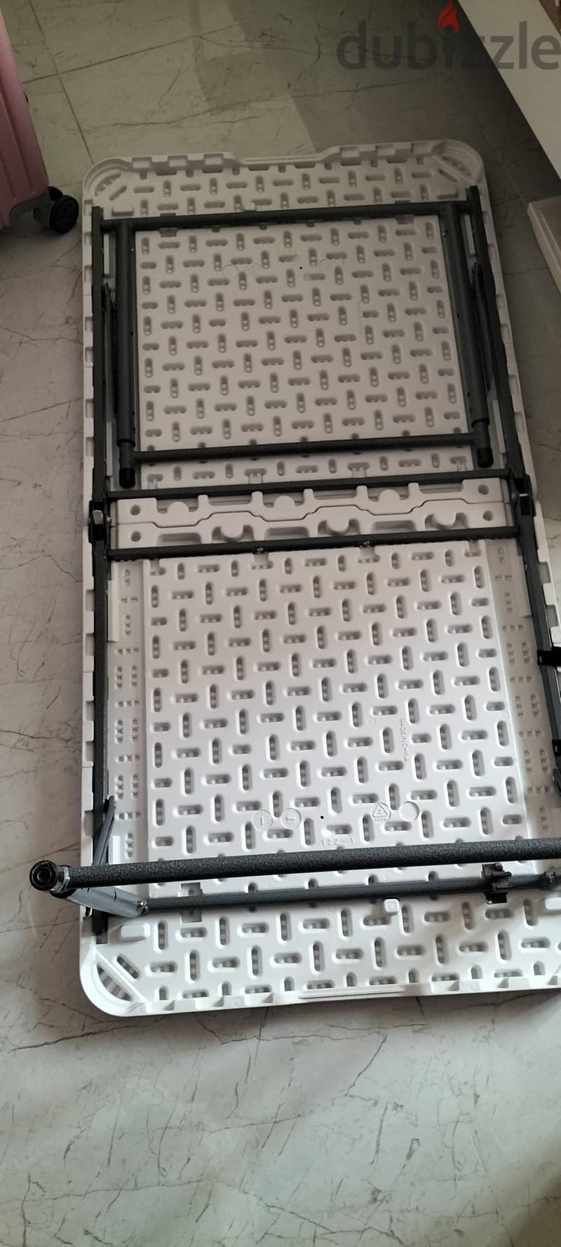 2 Nrs Folding table (Picnic, study, or multi use) 1