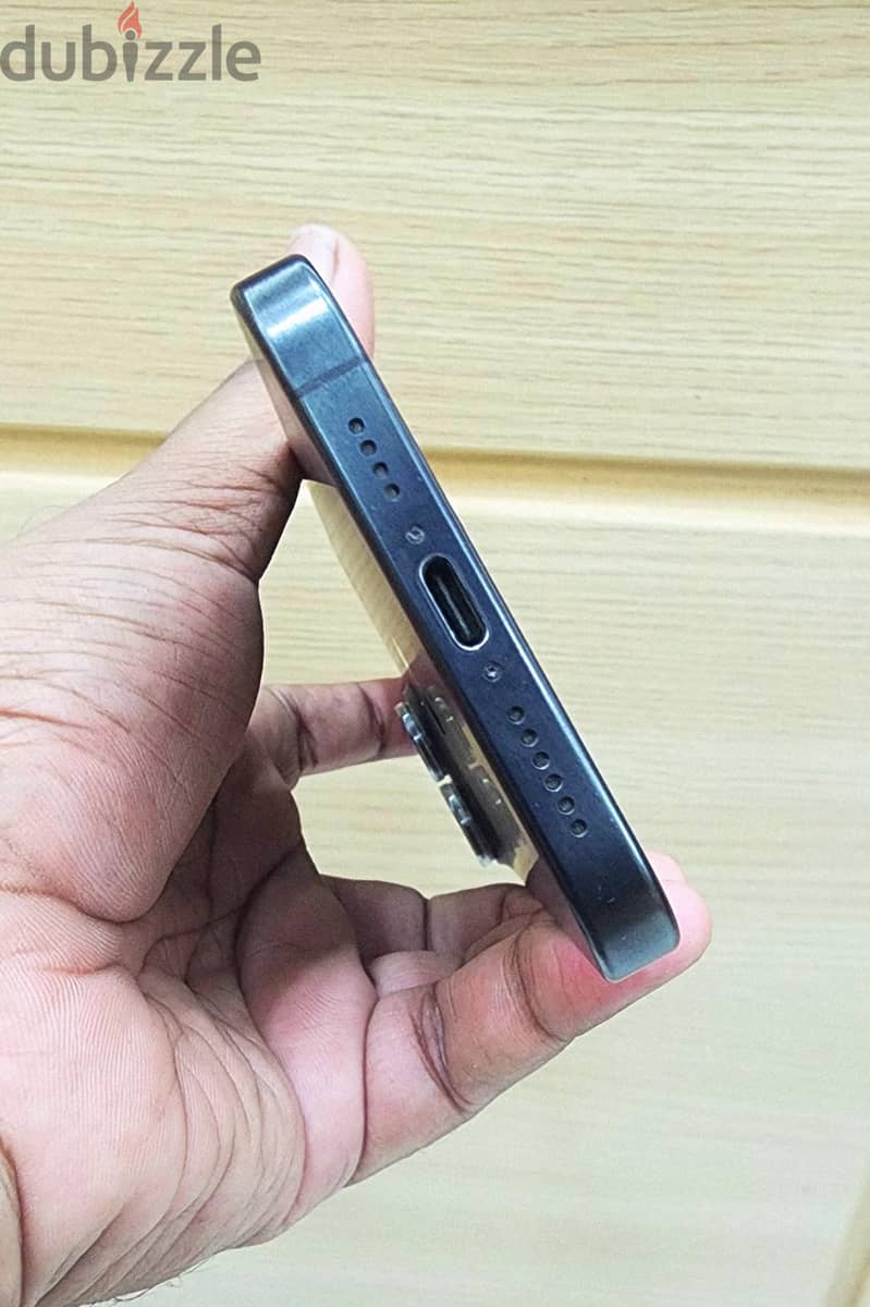 Apple - iPhone 15 Pro Max 4