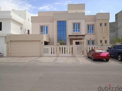 For Sale – Luxury Villa with Elegant Design in Al Khoud 7 SR- HM-132