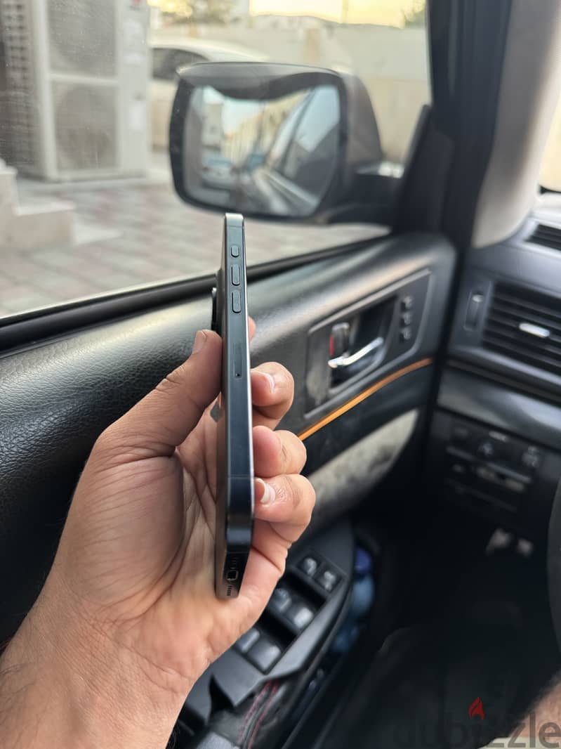 Apple - iPhone 15 Pro ( 512gb ) 3