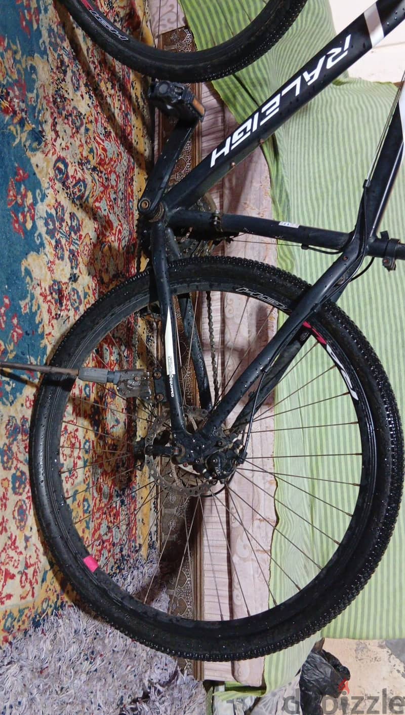 A black large size cycle 5