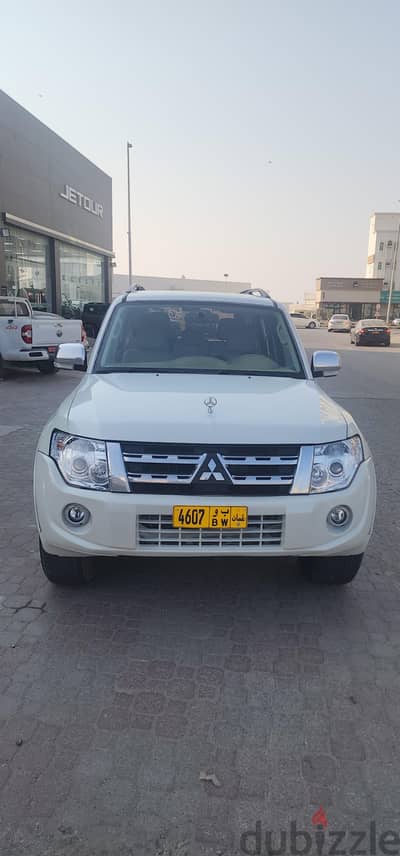 Mitsubishi Pajero 2012