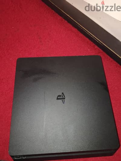 used ps4 10/10 condition +5 games