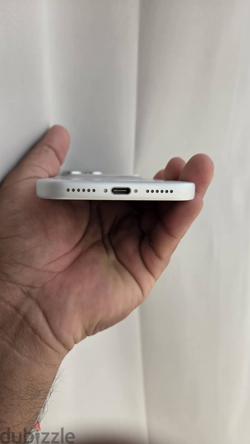 iPhone 17 Pro Max under warranty like new 2