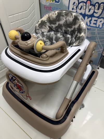 Baby walker seat