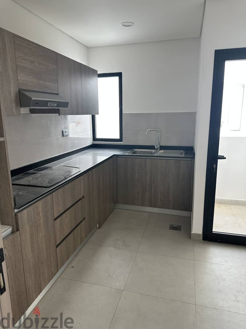 Amazing apt in Bousher 6