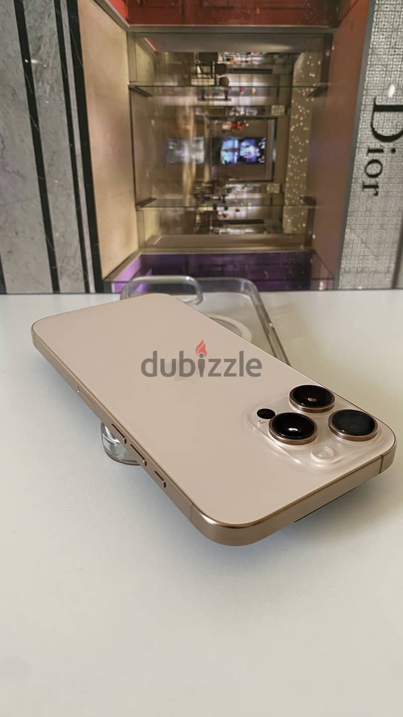 iPhone 16 pro max 1