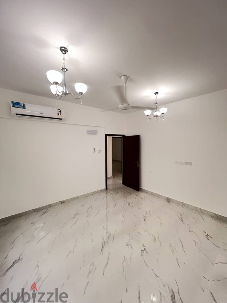 4 BEDROOM FOR RENT 8