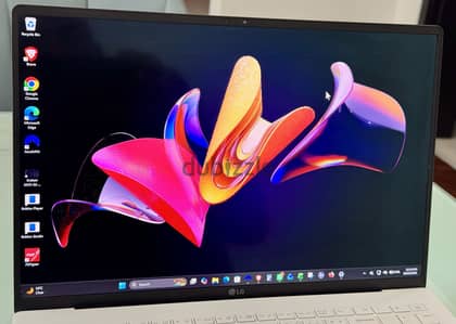 LG Gram 16” Laptop Intel Gen 13 Ii7 16G Ram 1TB storage