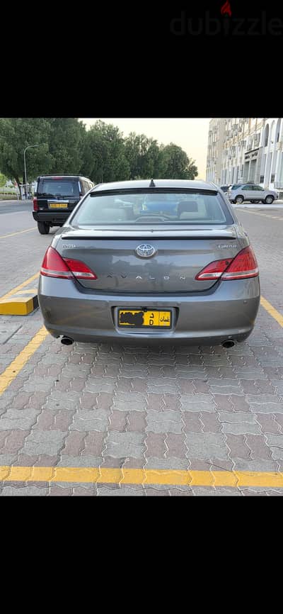 تويوتا أفالون 2007