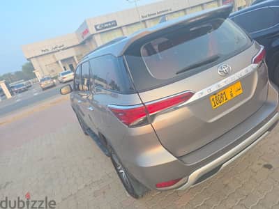 Toyota Fortuner 2010