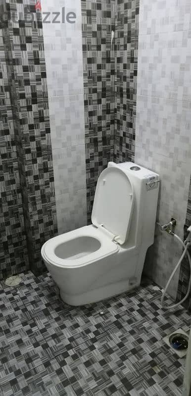 Sharing Room For Rent Al Khoud 6  80/- R0 3