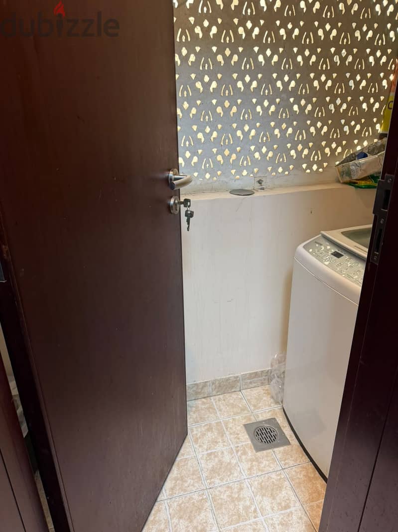 Con92876248: 1 bhk free water apartment for 2 months 3