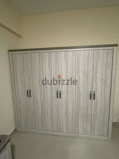 للبيع كبت و تسريحه