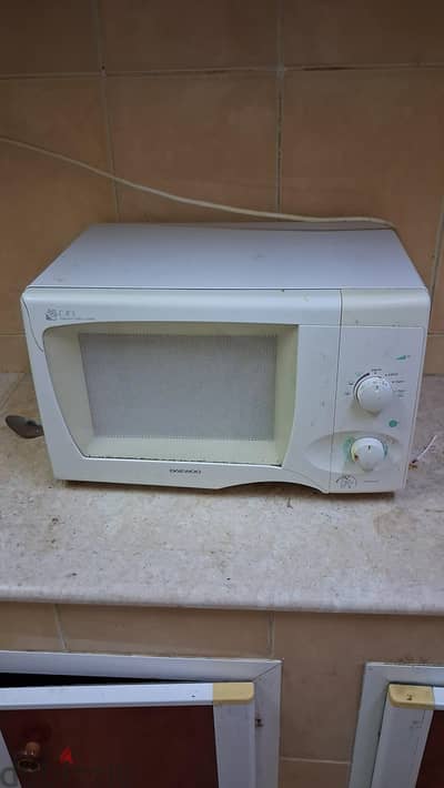 Microwave Oven