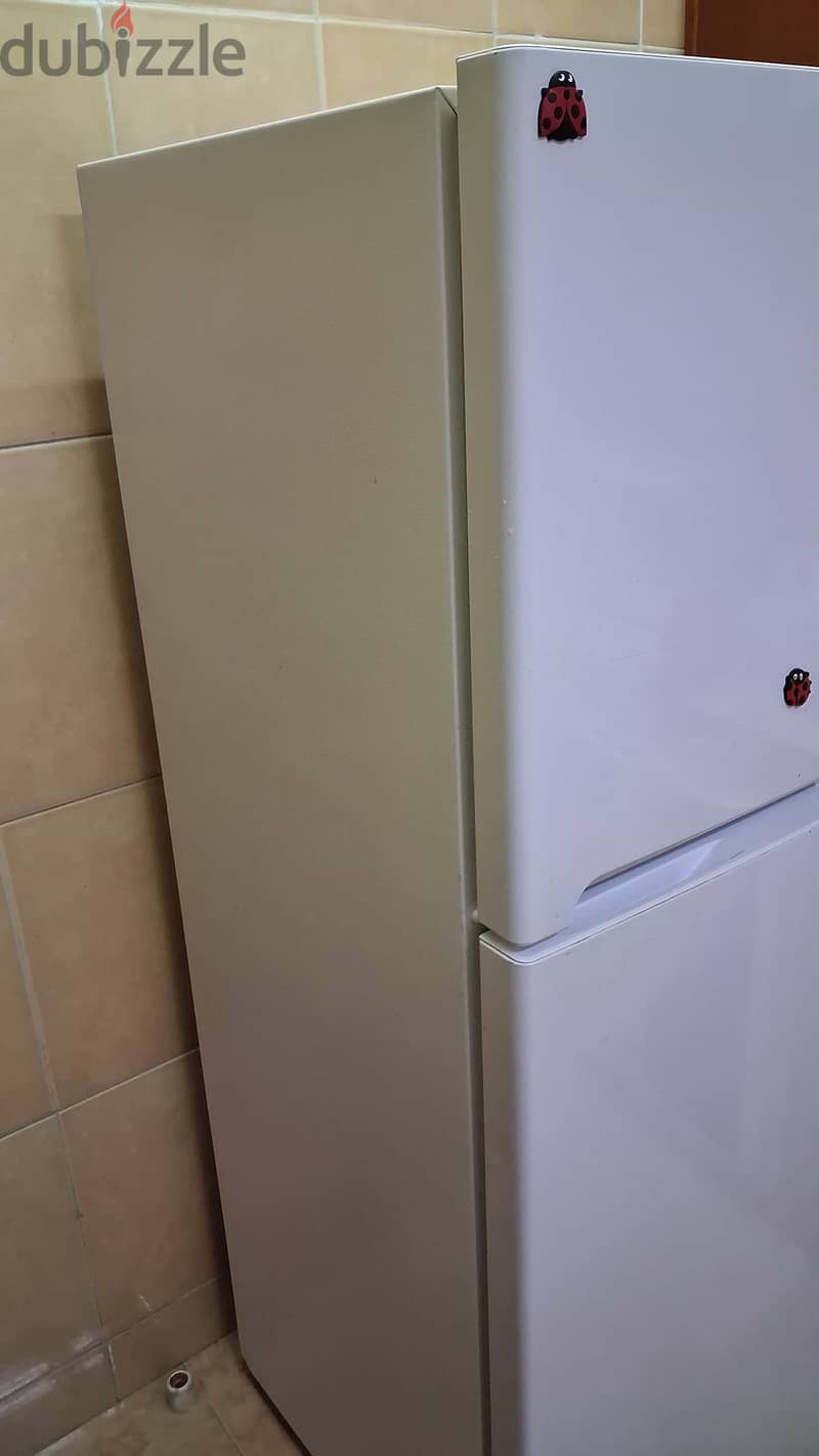 Double -Door Refrigerator 2