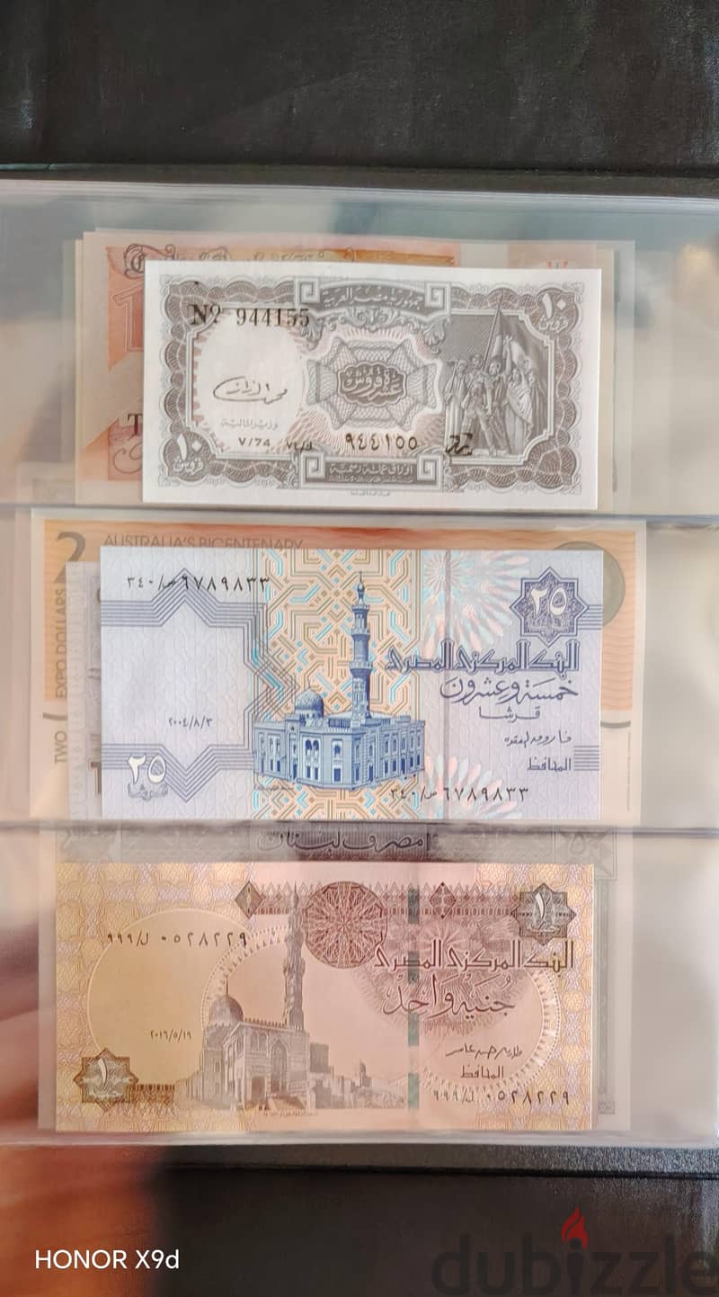 54 Banknotes Album with 24 countries 11