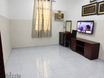 for rent working couple&single working Ladies. . contact 76375261