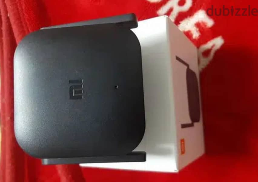 Xiaomi Wi-Fi Range Extender Pro (Like New with Original Box) 1