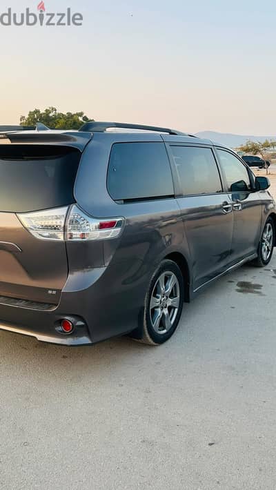 Toyota Sienna 2018