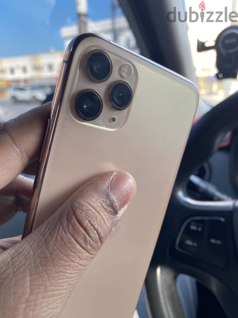 Apple - iPhone 11 Pro Max 3