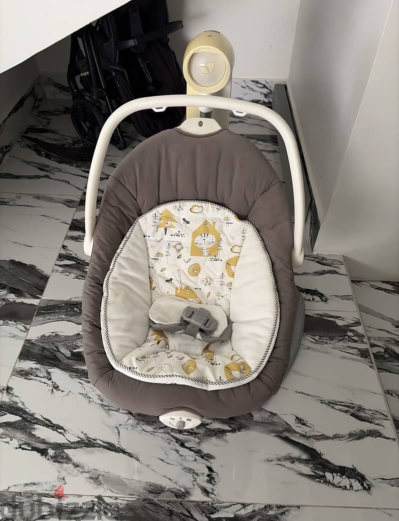 Baby swing 1
