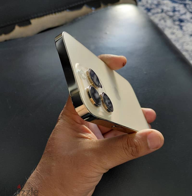 Apple - iPhone 14 Pro 1