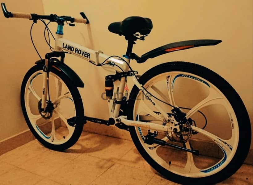 Land Rover cycle nice color good condition 1
