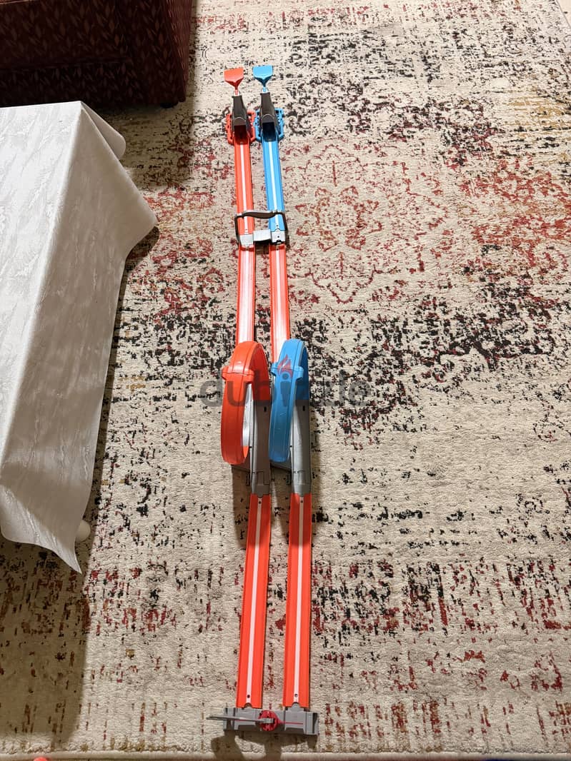 Hot wheels track 1