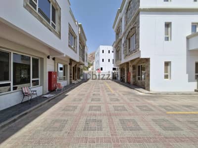 3 BR + Maid’s Room Complex Villa in Bosher - Well Designed