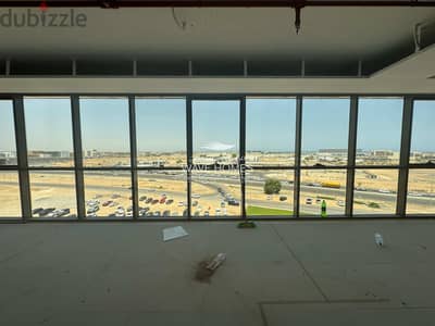 Office Space with Airport View, located on the 5th floor - مكتب للإيجار