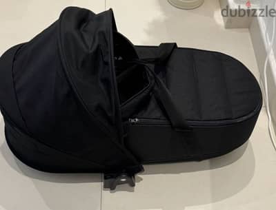 BABYZEN YOYO Bassinet – Like New