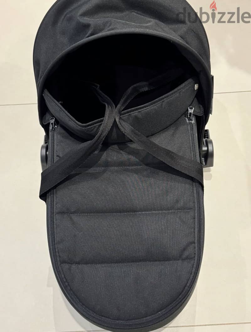 BABYZEN YOYO Bassinet – Like New 1