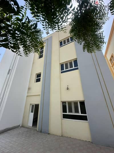 Flat for Rent in South Al Maabilah SR-MD-1781