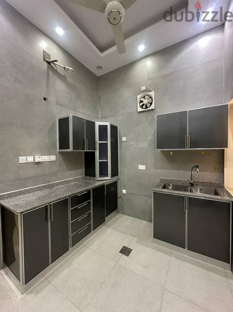 Flat for Rent in South Al Maabilah SR-MD-1781 8